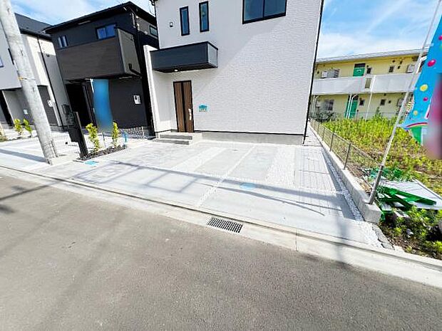 セカンドカーにも便利な駐車2台可能です。