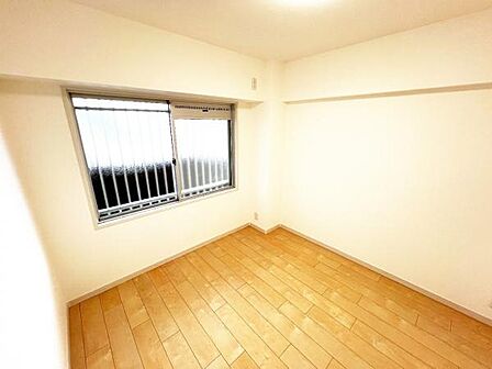 子供部屋にもちょうど良い大きさのお部屋です。