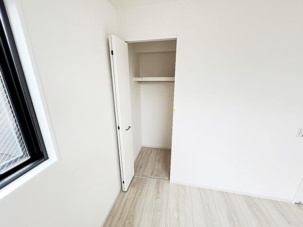 子供部屋や趣味の部屋など用途に合わせてお使いいただけます。
