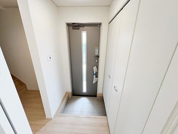 いつも気持ちよくご家族を迎えられる玄関です。