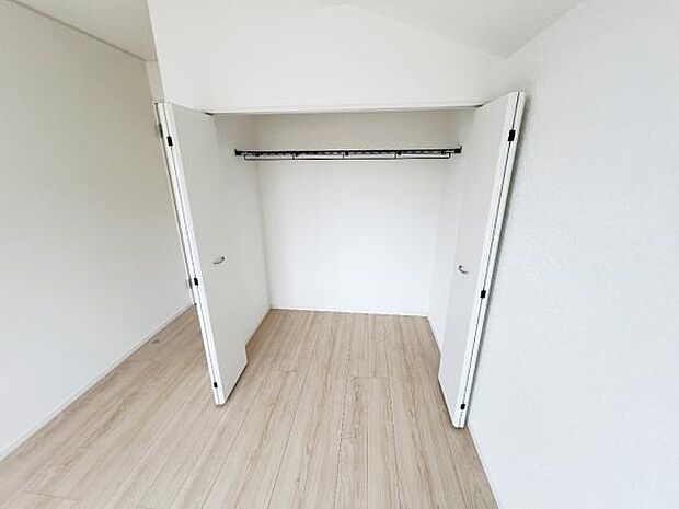子供部屋や趣味の部屋など用途に合わせてお使いいただけます。