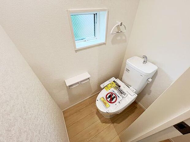 ほっと安らげるトイレ空間です。