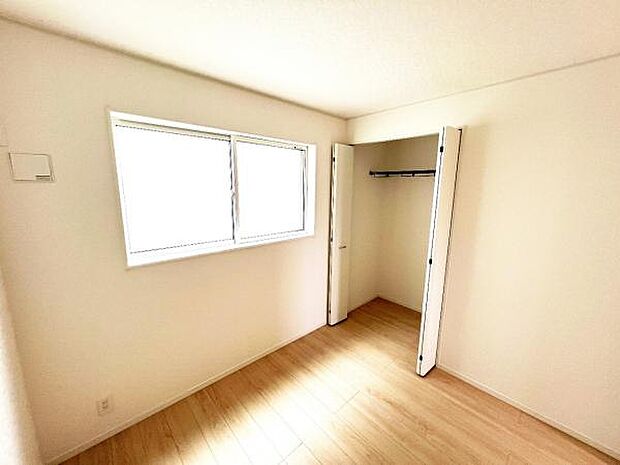 子供部屋や趣味の部屋など用途に合わせてお使いいただけます。