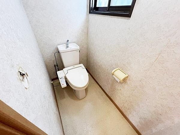 ほっと安らげるトイレ空間です。