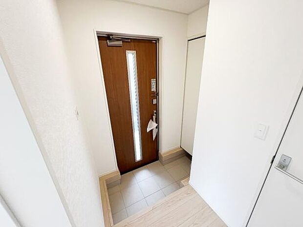いつも気持ちよくご家族を迎えられる玄関です。