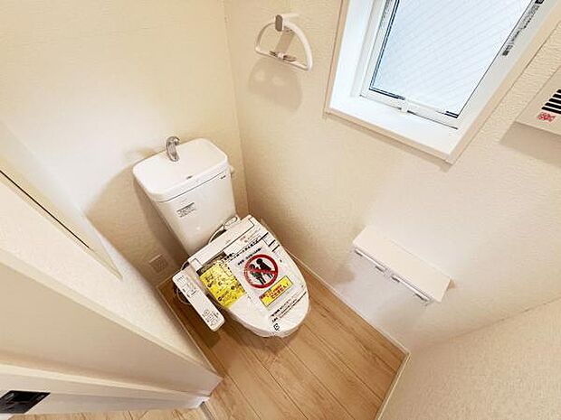 ほっと安らげるトイレ空間です。