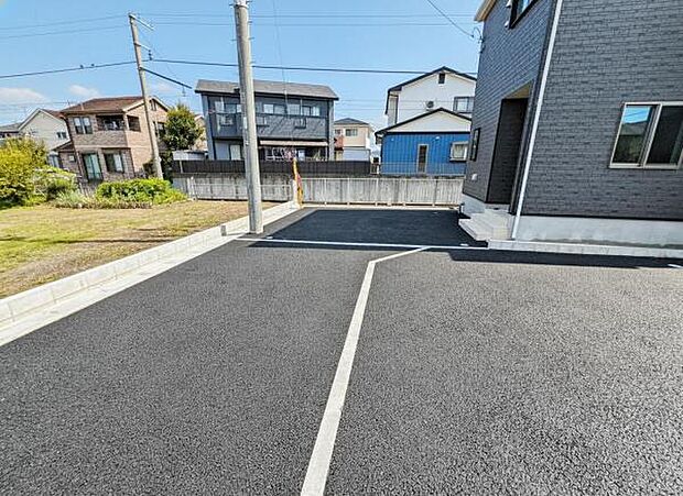 セカンドカーにも便利な駐車2台可能です。