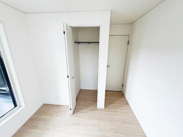 子供部屋や趣味の部屋など用途に合わせてお使いいただけます。
