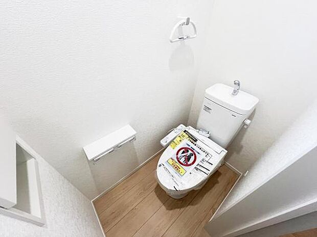 ほっと安らげるトイレ空間です。