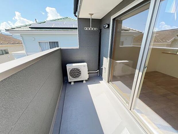 お洗濯ものを気持ち良く太陽の光で干せるのが嬉しいですね。