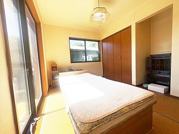 一部屋あるとうれしい和室。客間、晩酌、家族団らんなど色々使えますね。