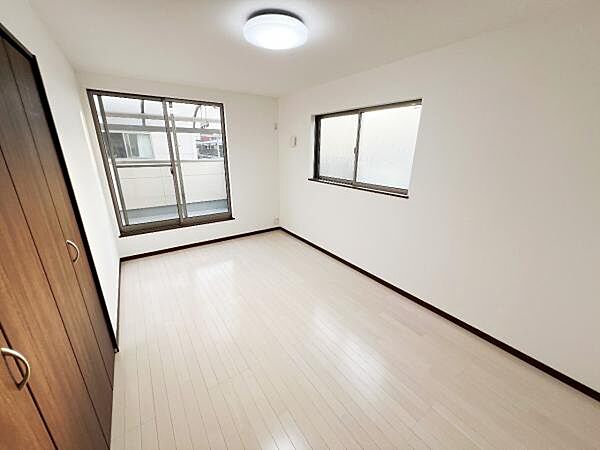 寝室を拡大表示