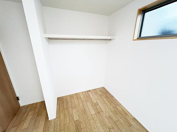 子供部屋や趣味の部屋など用途に合わせてお使いいただけます。