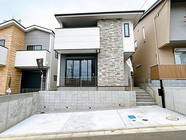 建物完成済・ご家族揃って建物と街並みをご覧いただけます。