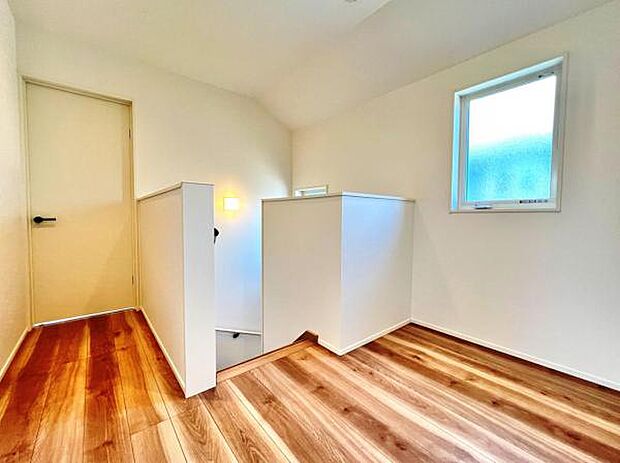 2階ホールのご紹介です。