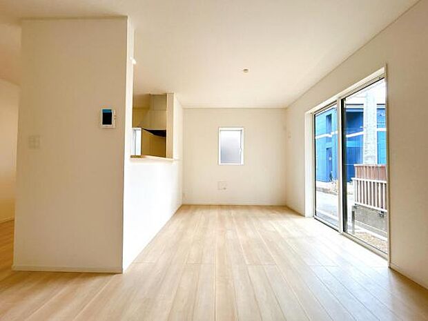 ご家族の温かい時間を演出するダイニングスペースです。