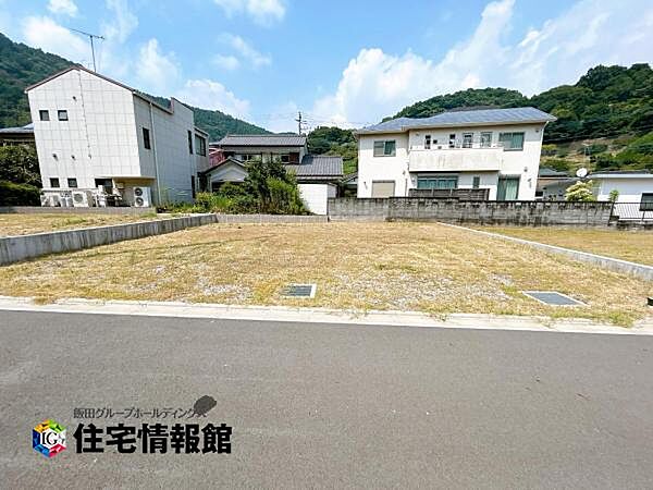 土地面積は広々50.50坪！！ 駐車場・庭など希望が叶えられそうですね