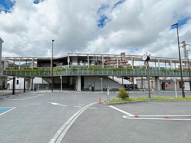 鶴巻温泉駅まで約2830m(徒歩36分)