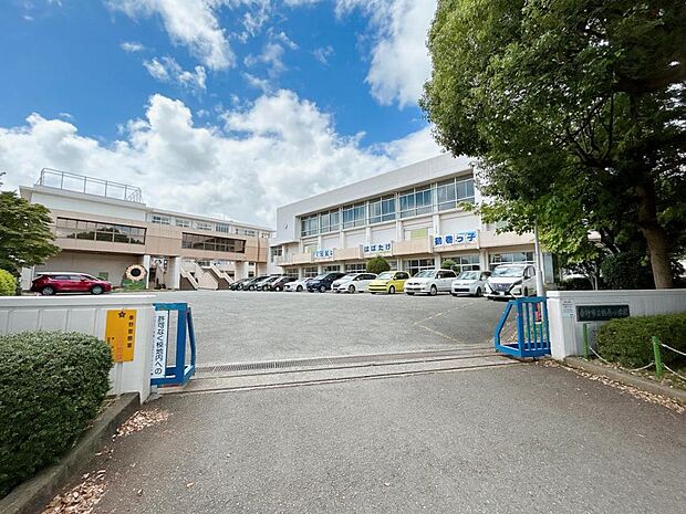 秦野市立鶴巻小学校まで約1420m(徒歩18分)