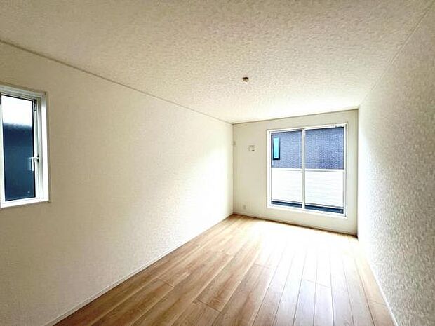 約7.5帖の主寝室スペースです。