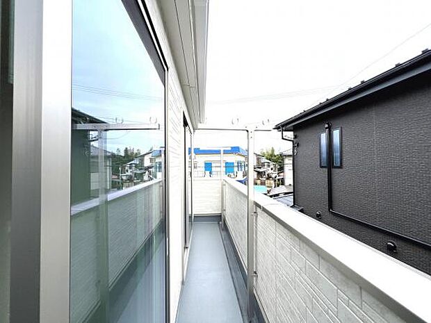 お洗濯ものを気持ち良く太陽の光で干せるのが嬉しいですね。