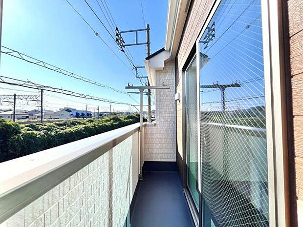 お洗濯ものを気持ち良く太陽の光で干せるのが嬉しいですね。