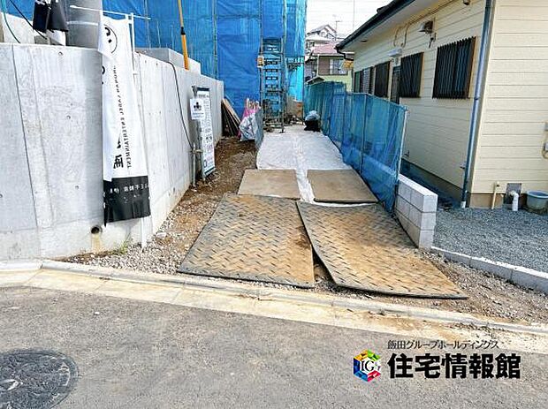 セカンドカーにも便利な駐車2台可能です。