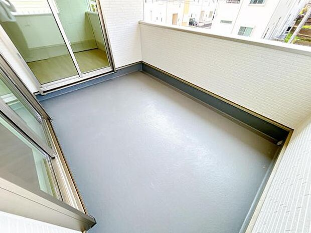 お洗濯ものを気持ち良く太陽の光で干せるのが嬉しいですね。