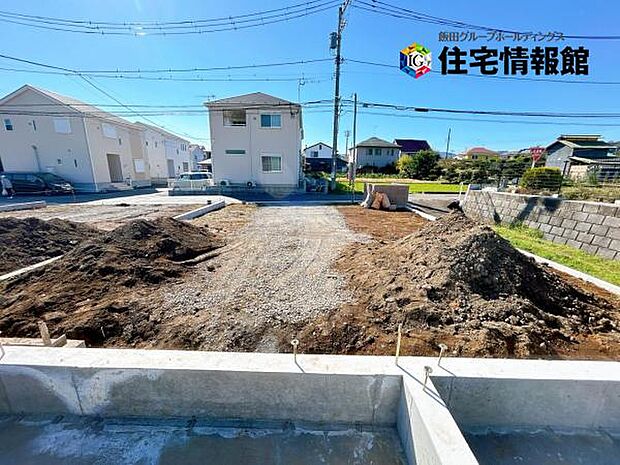 お庭スペースは、ガーデニングやお子様との外遊びなど多彩な用途でお楽しみいただけます。