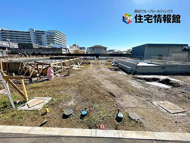 3台駐車可能なので、ご家族で複数台所有する際や来客時に役立ちます。