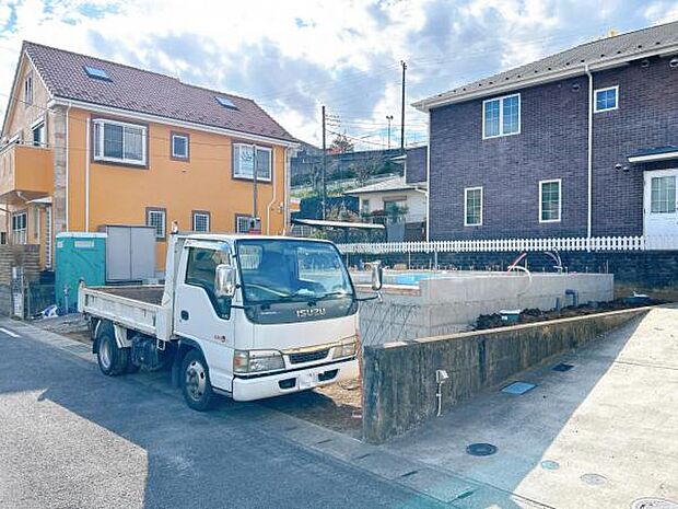 一生懸命建築中です。完成が楽しみですね。