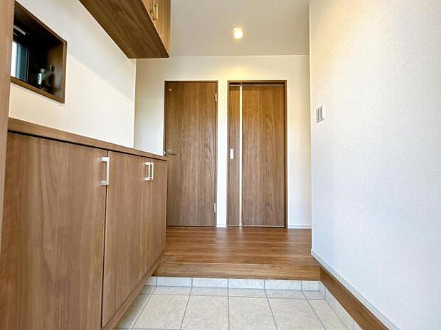 玄関ホールの画像です。