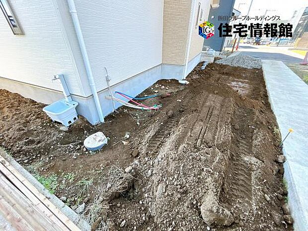 セカンドカーにも便利な駐車2台可能です。