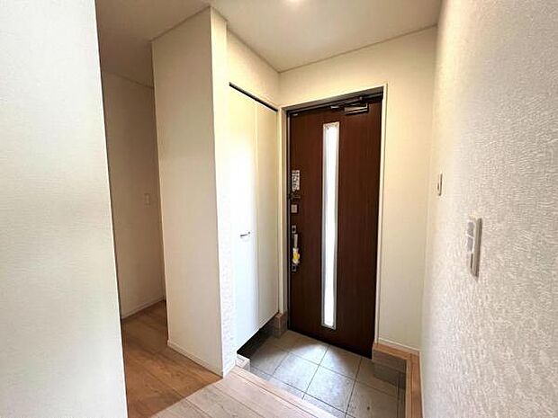 いつも気持ちよくご家族を迎えられる玄関です。