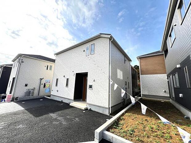 間取はファミリーにもおすすめ4LDKの新築戸建です。