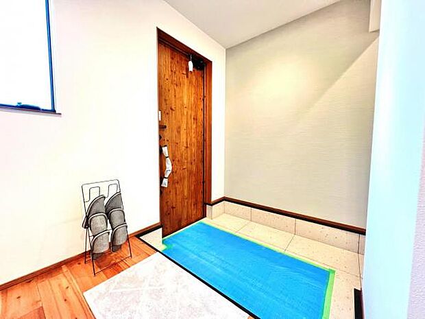 綺麗で明るい玄関でお客様をお迎えいただけます。