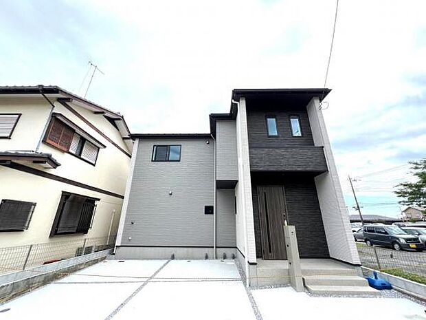 間取はファミリーにもおすすめ4LDKの新築戸建です。