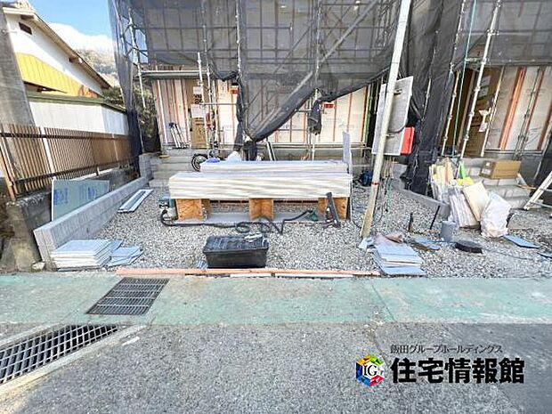 駐車場ももちろん完備しておりますのでお車所有の方にも心強いです。