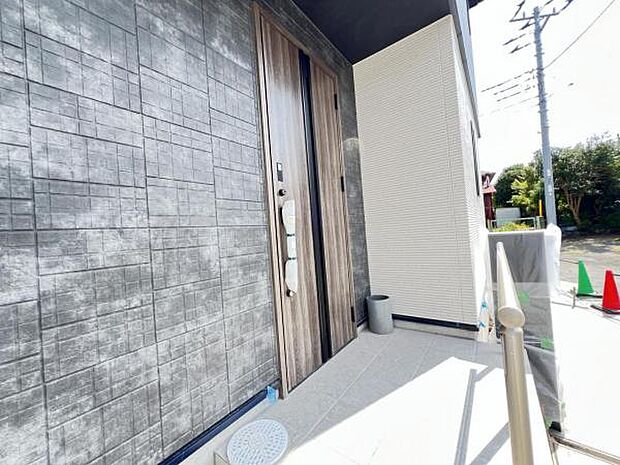 いつも気持ちよくご家族を迎えられる玄関です。