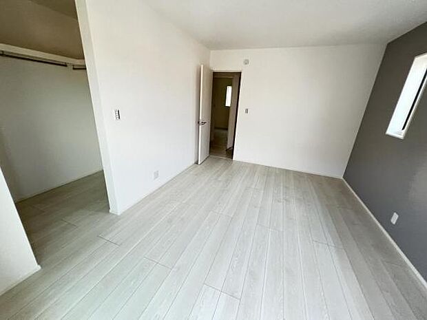 子供部屋にもちょうど良い大きさのお部屋です。