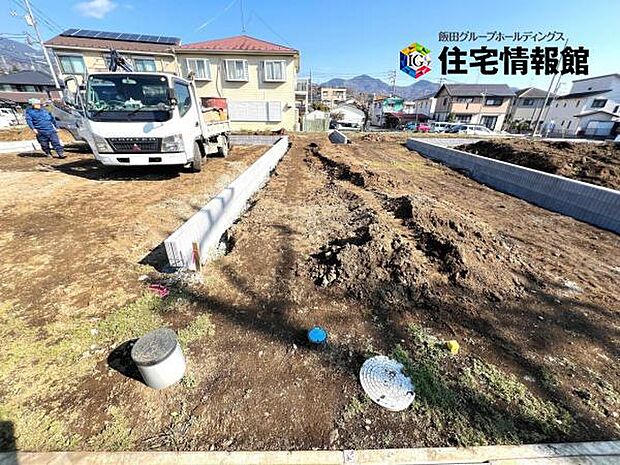 セカンドカーにも便利な駐車2台可能です。