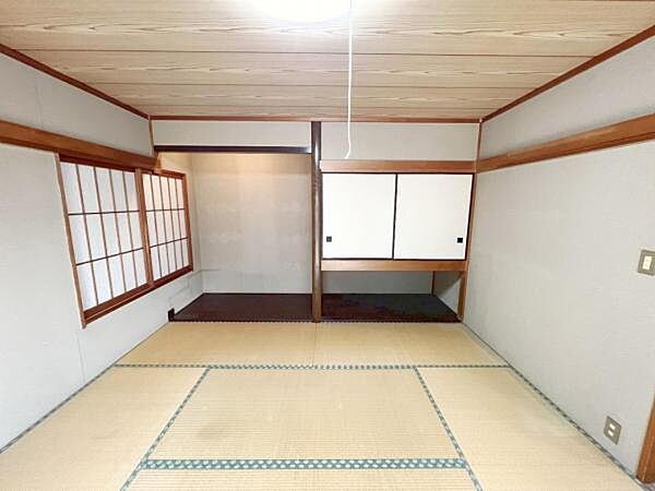 客間、晩酌、家族団らんなど色々使えますね。