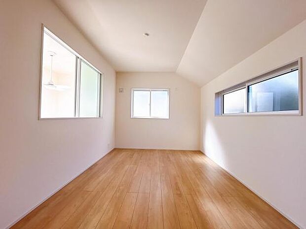 子供部屋や趣味の部屋など用途に合わせてお使いいただけます。