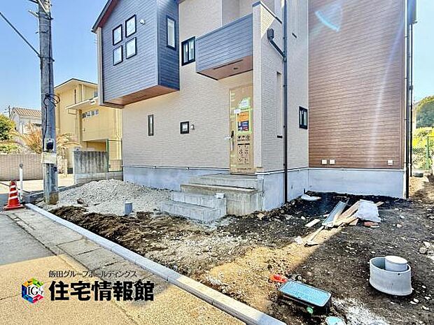 セカンドカーにも便利な駐車2台可能です。