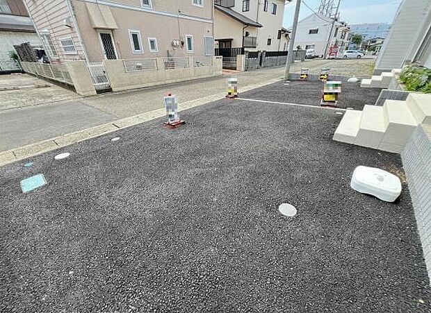 お庭スペースは、ガーデニングやお子様との外遊びなど多彩な用途でお楽しみいただけます。
