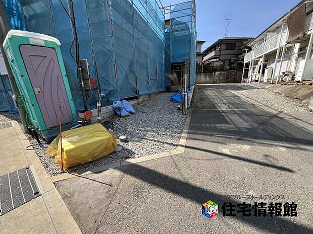 セカンドカーにも便利な駐車2台可能です。