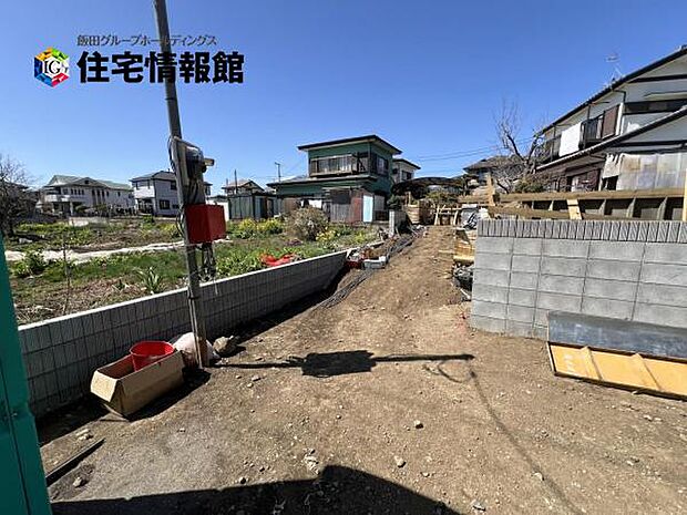 セカンドカーにも便利な駐車2台可能です。