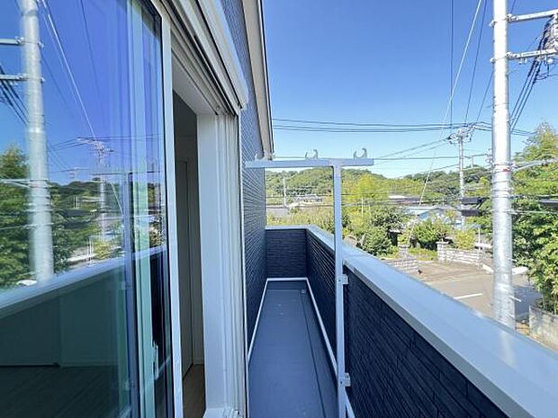 お洗濯ものを気持ち良く太陽の光で干せるのが嬉しいですね。