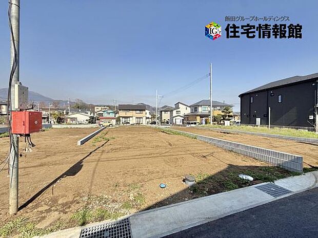 セカンドカーにも便利な駐車2台可能です。