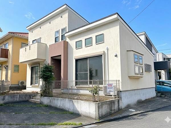 ご家族揃って建物と街並みをご覧いただけます。